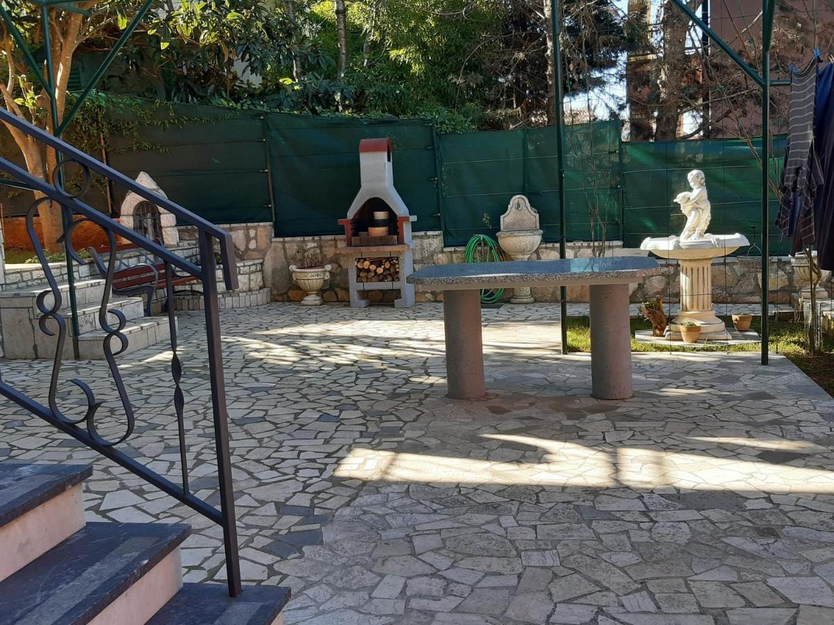 Goga Mare Apartment Rovigno Esterno foto